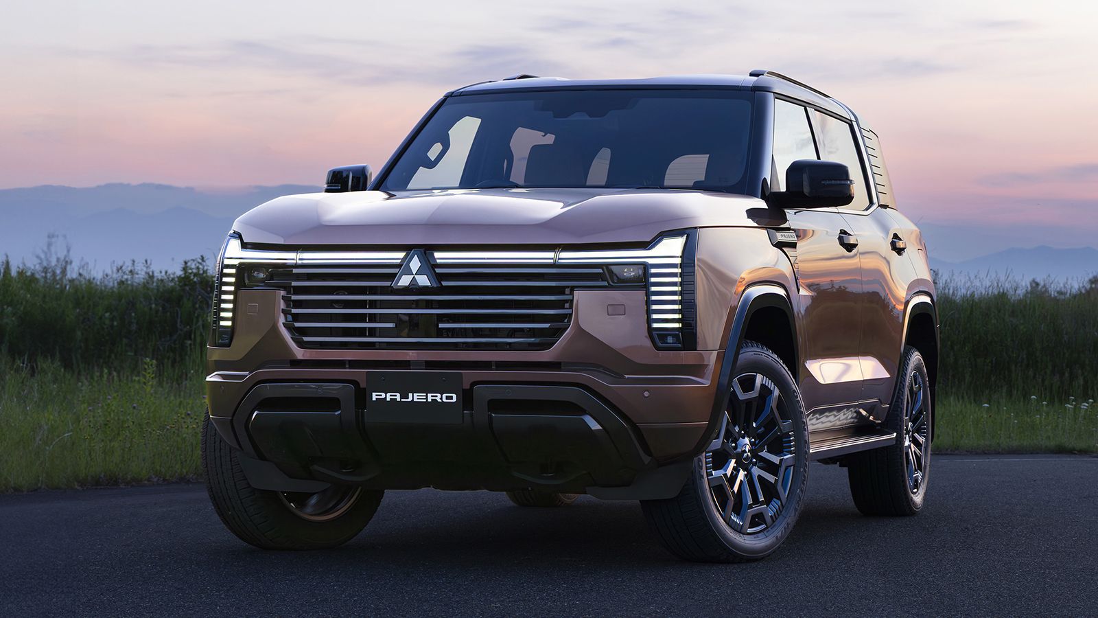 Νέο Mitsubishi Pajero: Επταθέσιο, diesel και έτοιμο για off-road